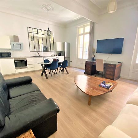 Sur Le Vieux Port: T3 De 80M2, Chic Et Confortable Marseille Exterior photo