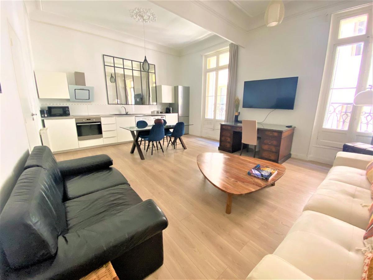 Sur Le Vieux Port: T3 De 80M2, Chic Et Confortable Marseille Exterior photo